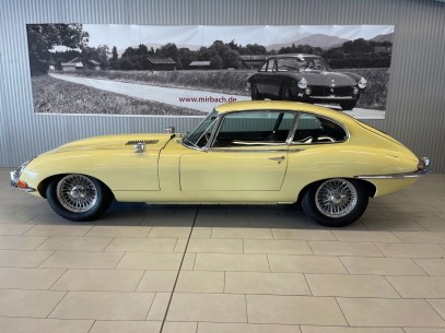 Jaguar E-Type S I 4,2 2+2 Coupe - Pale Primerose Yellow