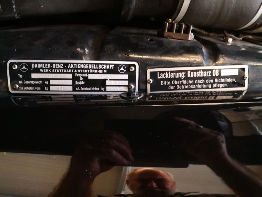 220-se-ponton-limousine-mit-faltschiebedach_12.jpg