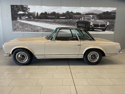 Mercedes-Benz 230 SL - Münchner Erstauslieferung