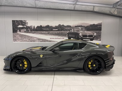 Ferrari 812 Competizione